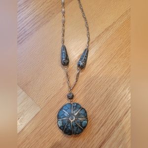 Vintage Turquoise and Gold Tone Chip Inlay 3D Flower Necklace